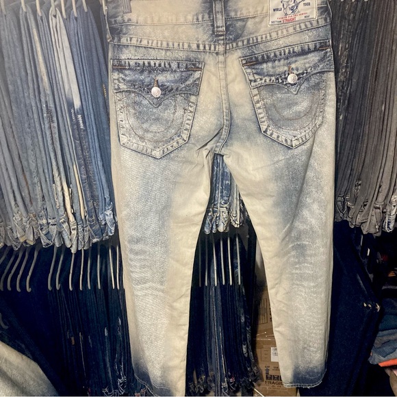SOLD! Rare! True Religion Men’s Lightwash Straight Leg Size 32x34 - Picture 2 of 6